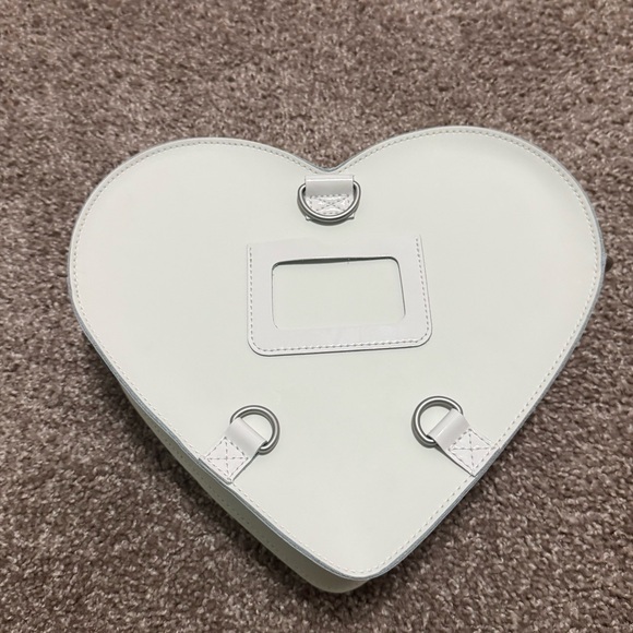 NWT Ultra RARE Dr. Martens White Heart Bag Patent Leather Discontinued Gothic - Picture 9 of 11